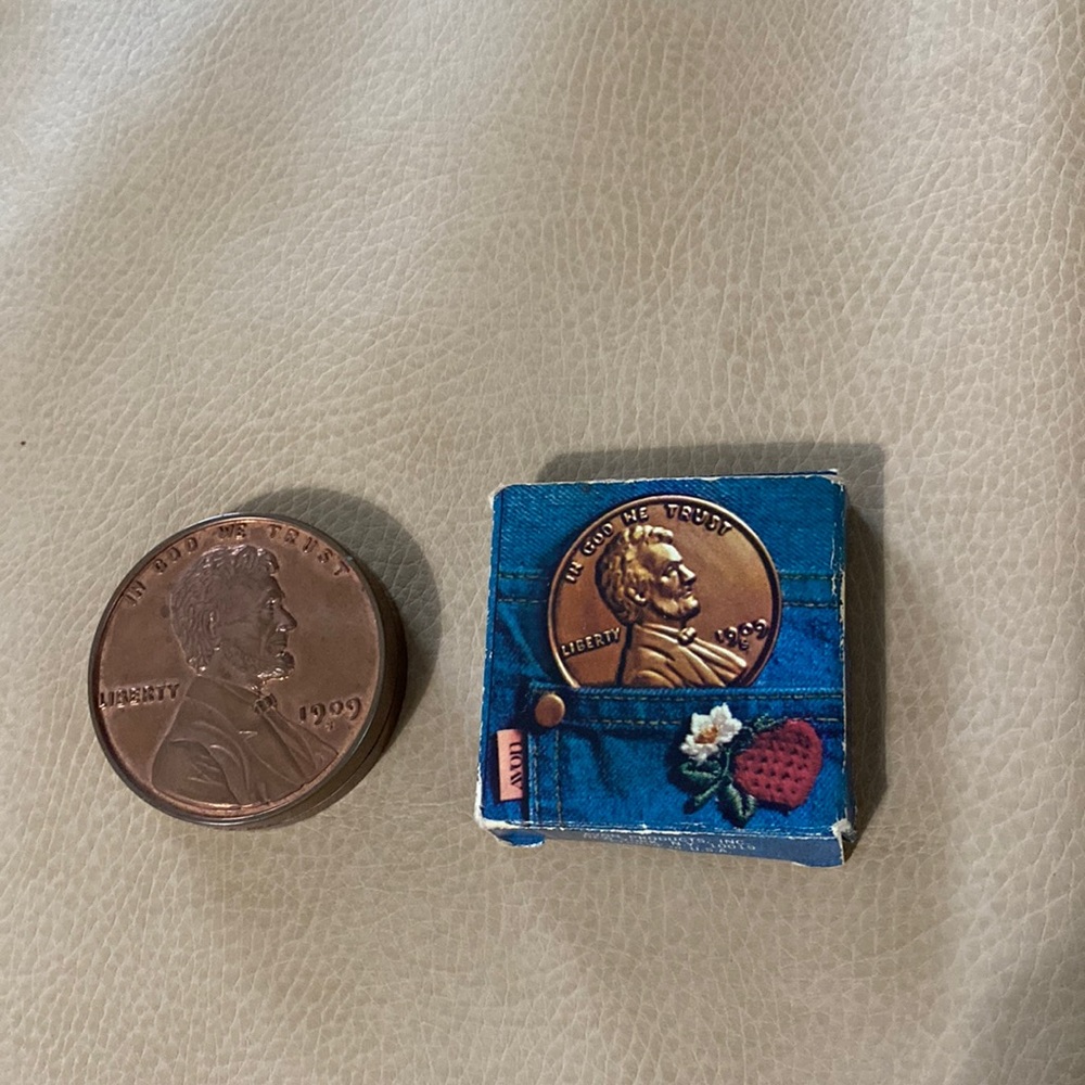 Vintage Avon Lucky Penny Lip Gloss Compact